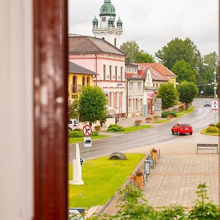 2- Postelova Izba S Kupelnou Emka V Penzion Trstená Eksteriør bilde